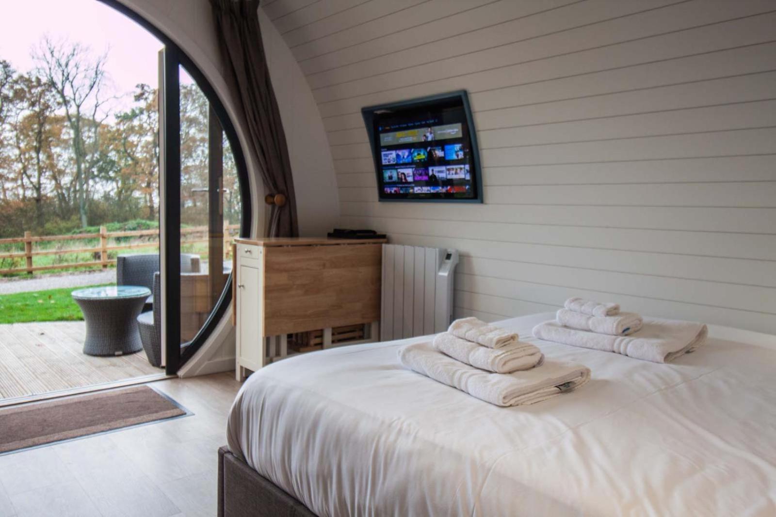 High Oaks Grange - Glamping Hotel Pickering Room photo