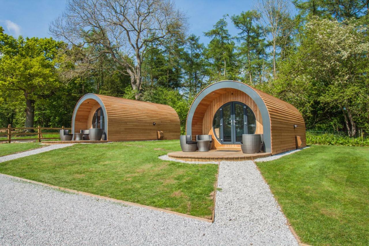 High Oaks Grange - Glamping Hotel Pickering Exterior photo