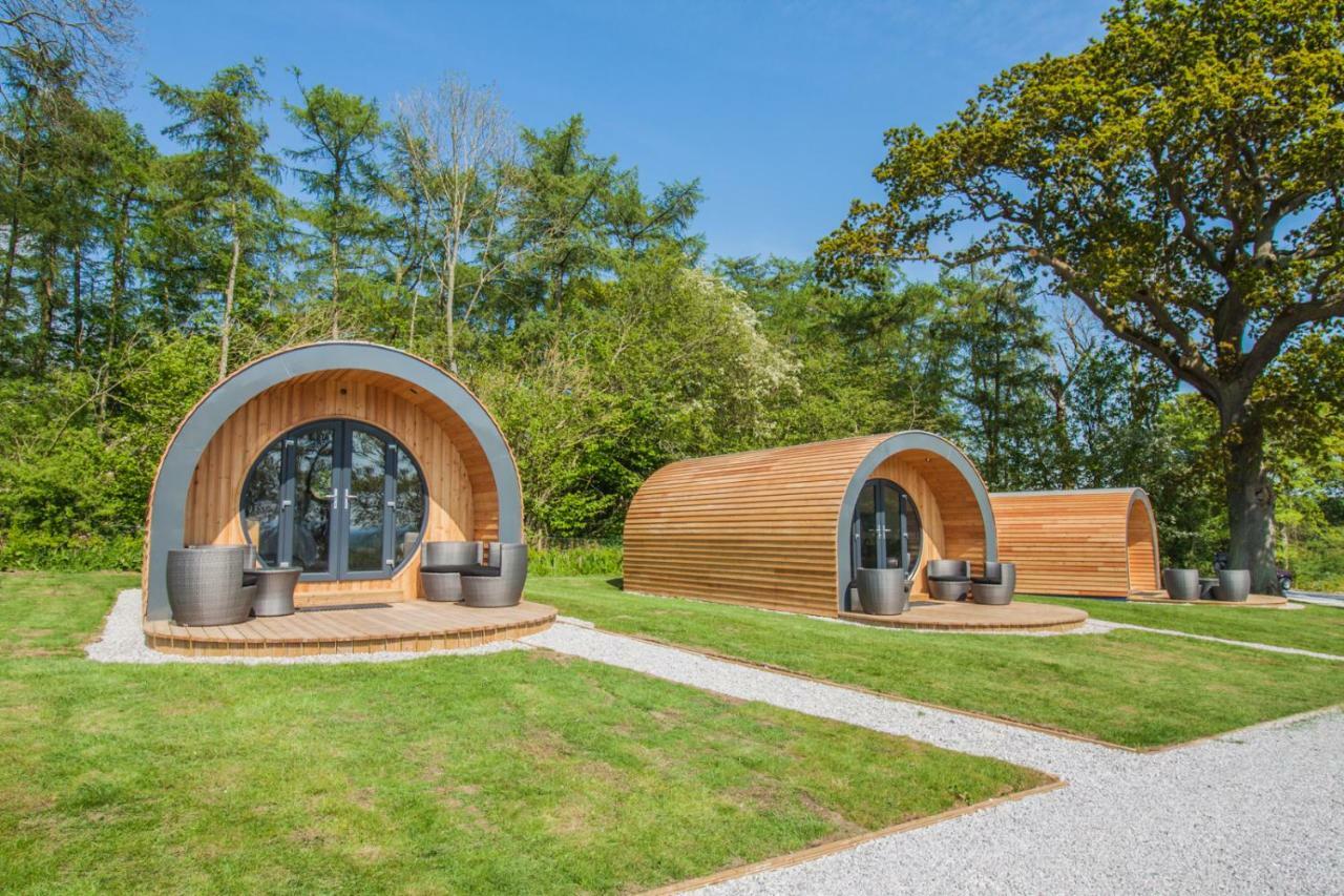 High Oaks Grange - Glamping Hotel Pickering Exterior photo